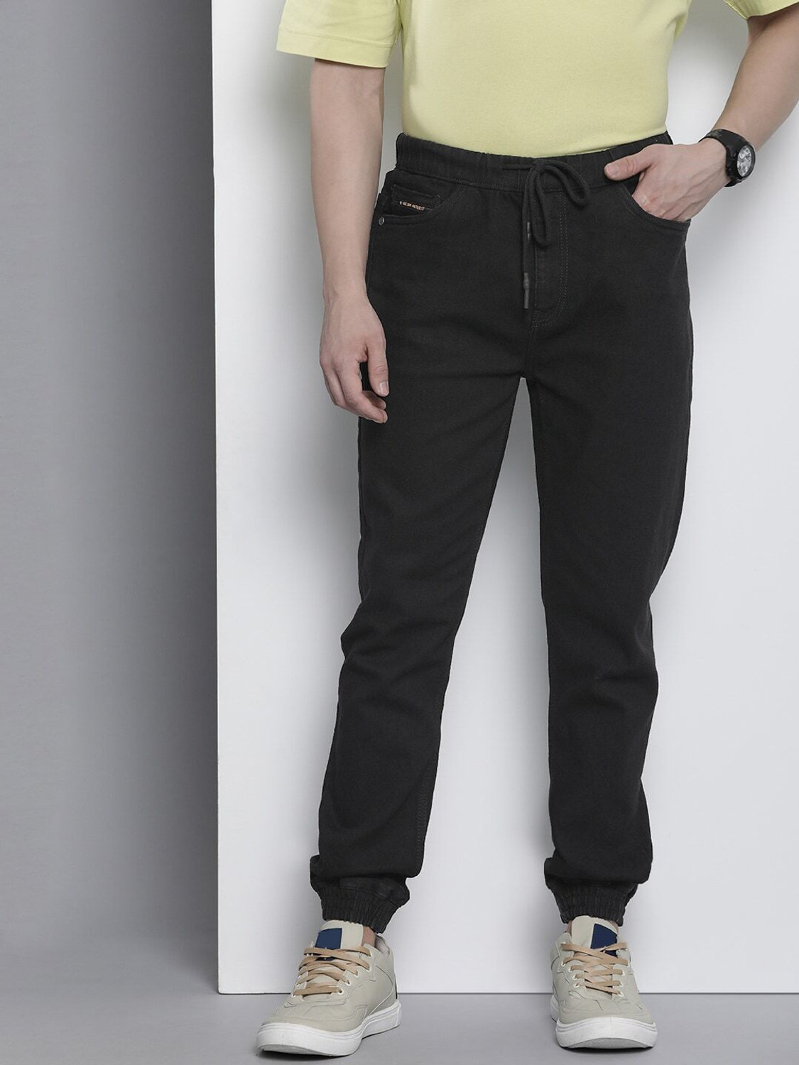 Image of The Indian Garage Co. Jogger Fit Men Black Jeans