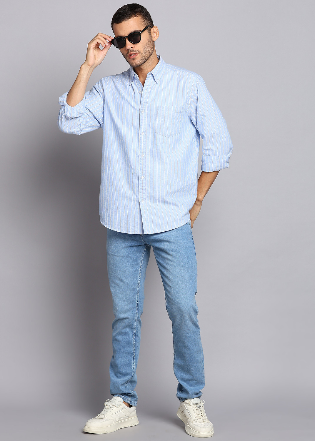 Image of LAWMAN Slim Men Light Blue Jeans