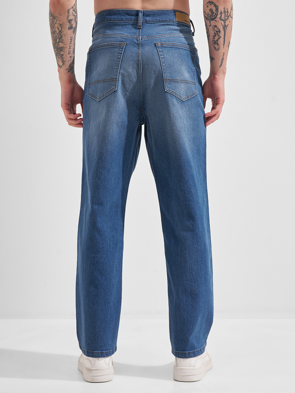 Image of HIGHLANDER Men Straight Fit Mid Rise Blue Jeans