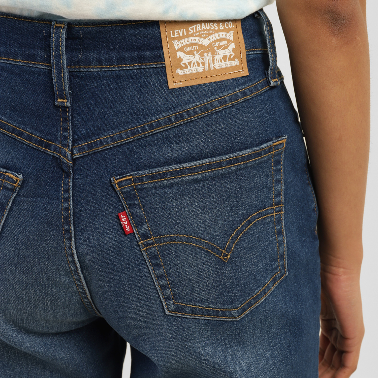 Image of LEVI'S Tapered Fit Women Blue Jeans
