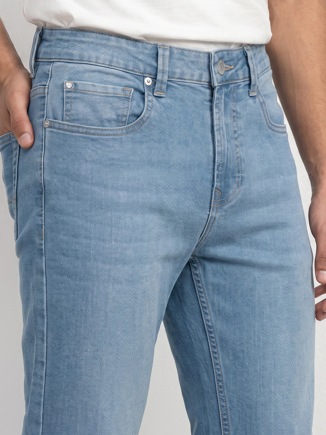 Image of Spykar Men Regular Mid Rise Light Blue Jeans