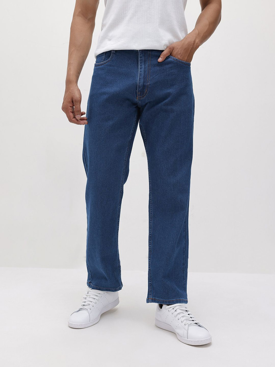 Image of Roadster Relaxed Fit Men Blue Jeans