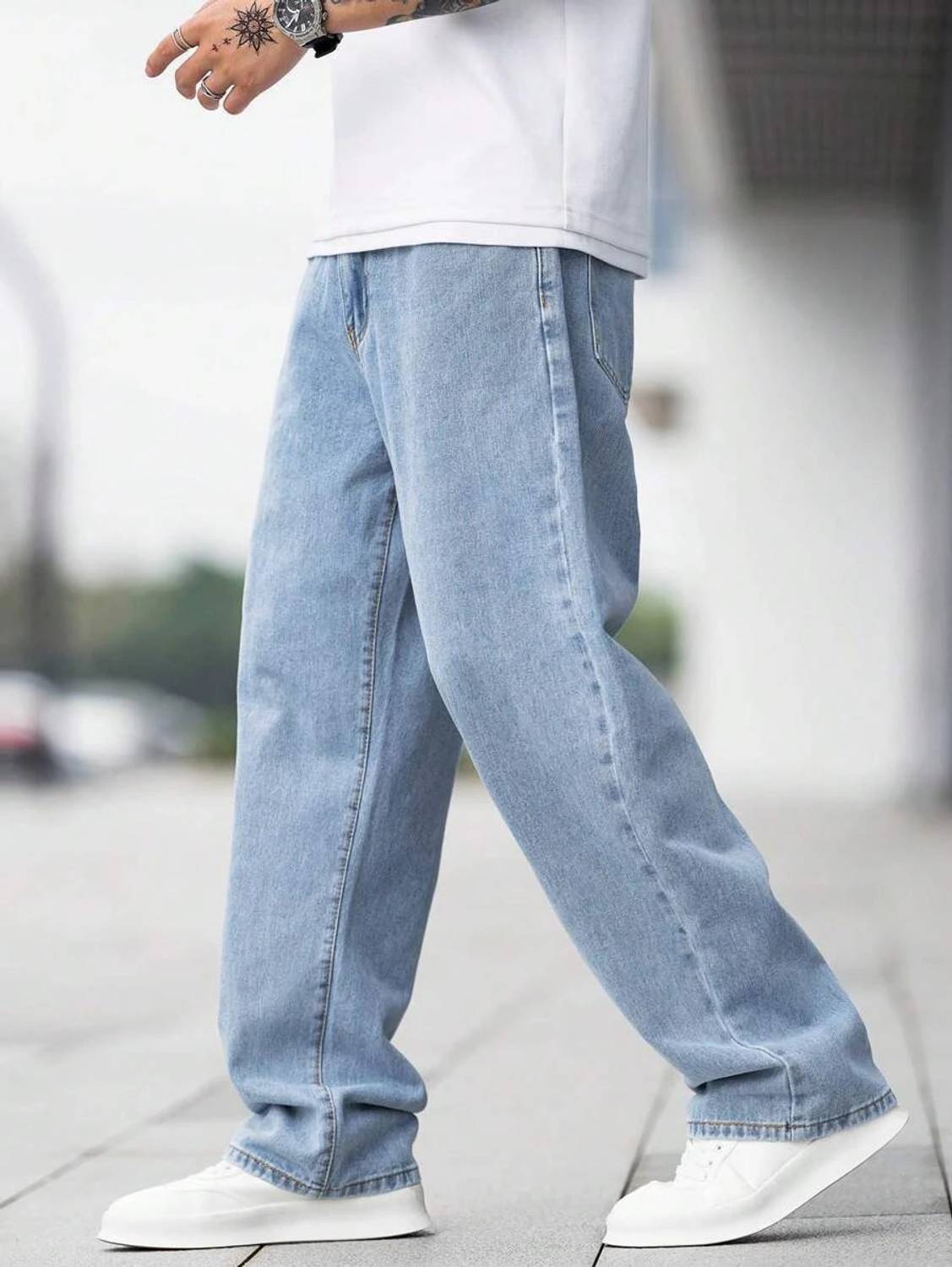 DENIM Relaxed Fit Men Light Blue Jeans - Image 4