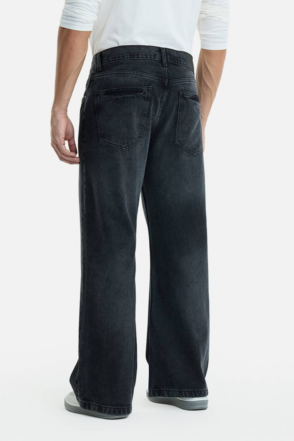 Snitch Flared Men Black Jeans - Image 4