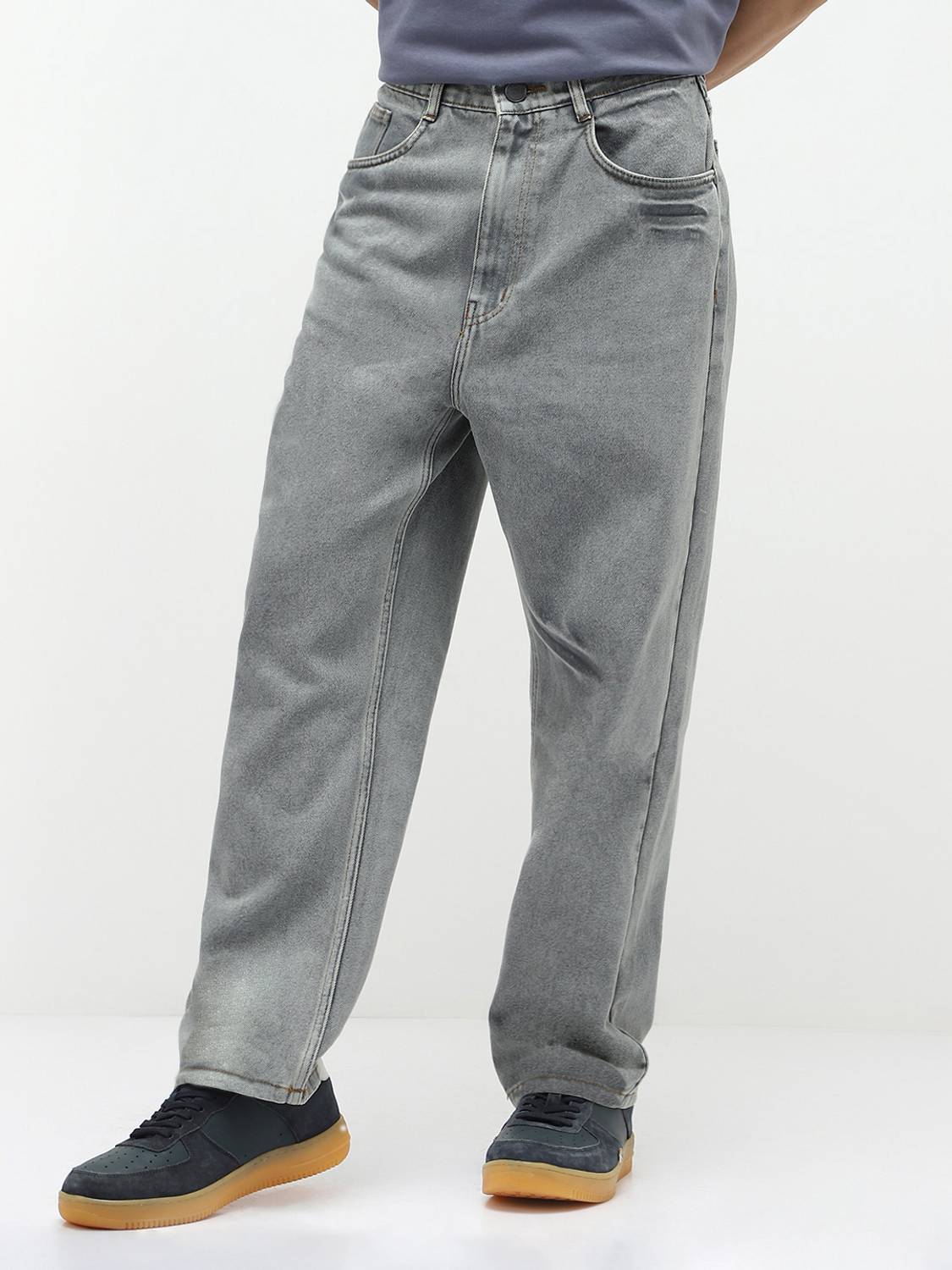 Urbano Men Grey Loose Fit Jeans - Image 2