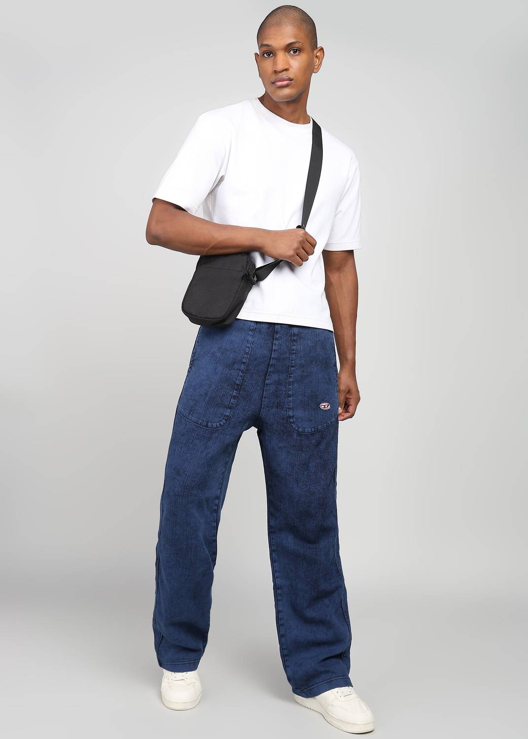 DIESEL Relaxed Jeans D-Cali Ocbdm DIESEL Relaxed Fit Men Dark Blue 