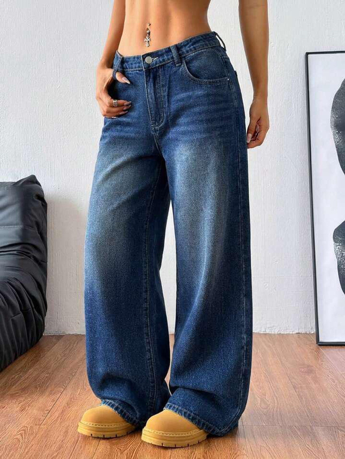 Image of HUNTER & HAYES Baggy Fit Women Dark Blue Jeans