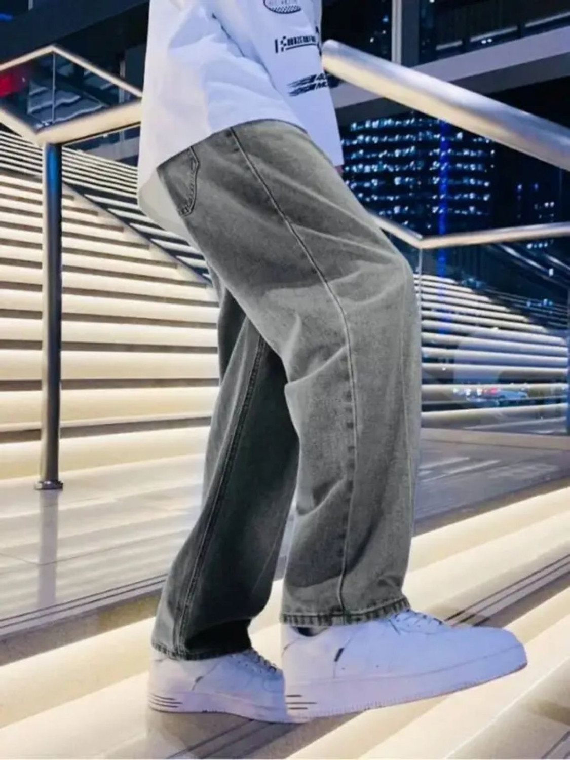 Image of White leapard Loose Fit Men Silver Jeans