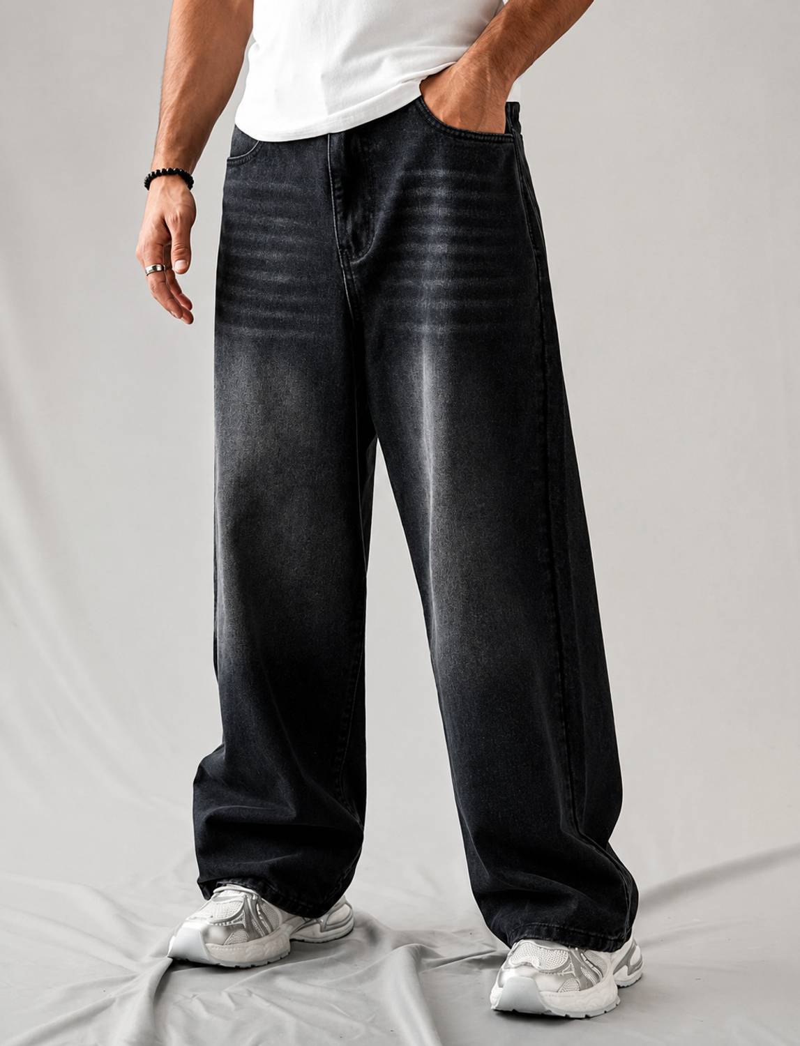 Yagan Baggy Fit Black Jeans - Image 1