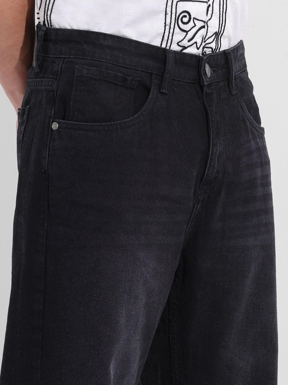 Image of The Indian Garage Co. Relaxed Fit Men Black Jeans