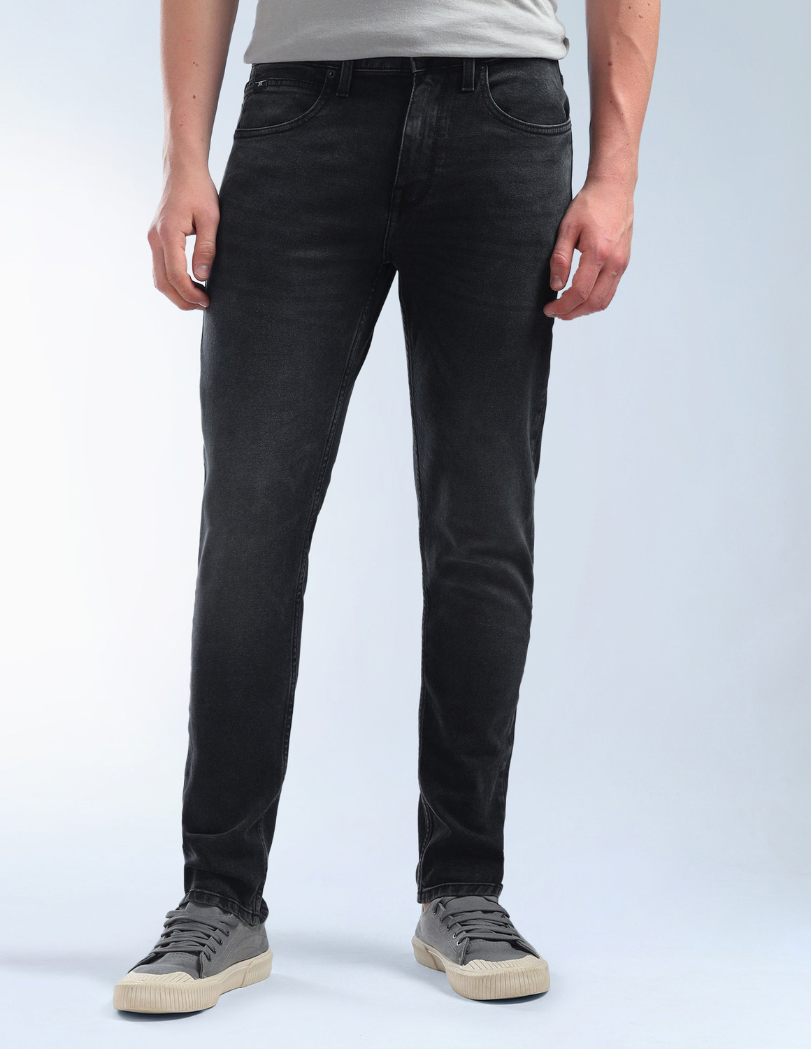 Image of FLYING MACHINE Slim Men Black Jeans