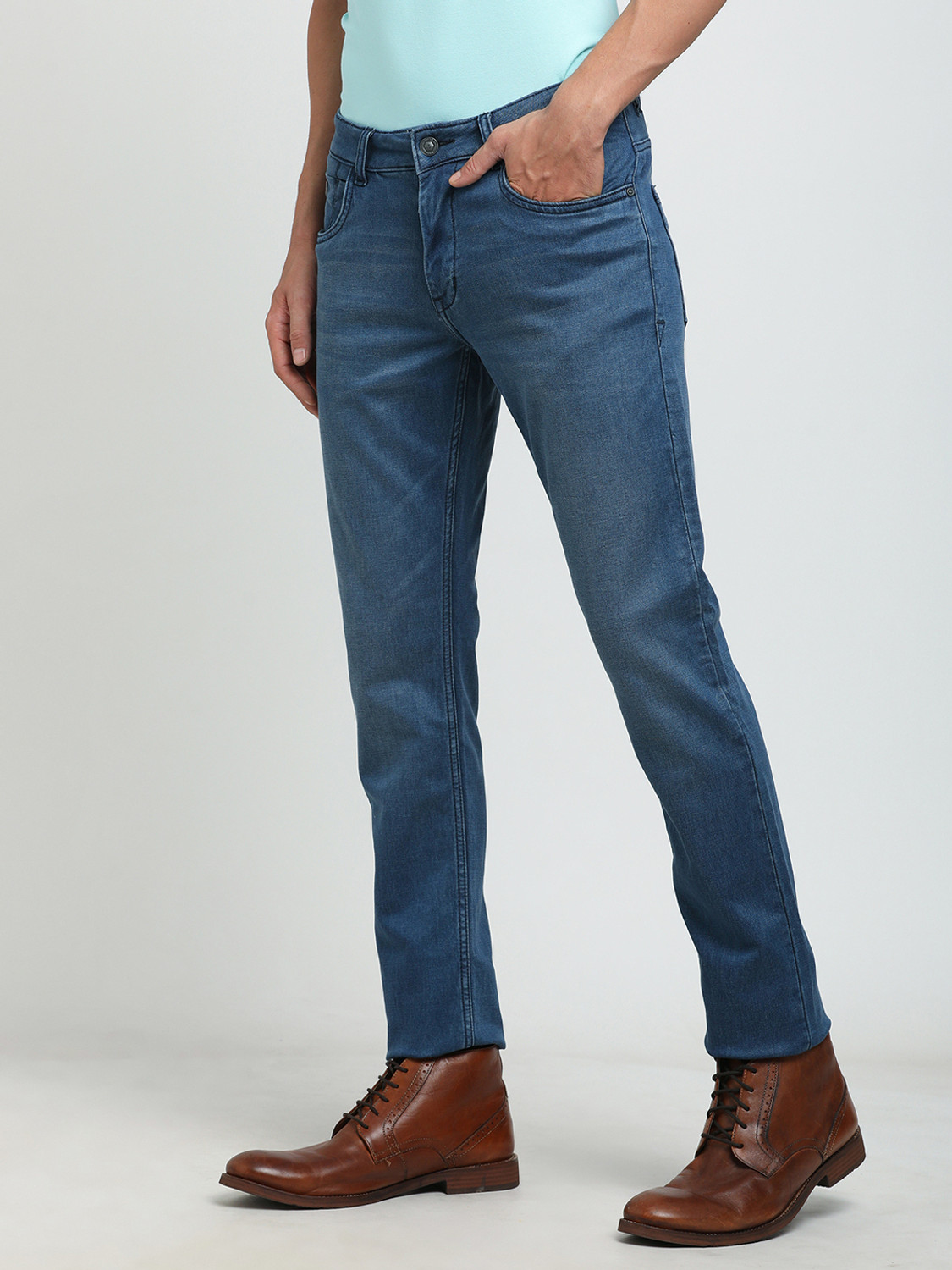 Image of TURTLE Tapered Fit Men Blue Jeans
