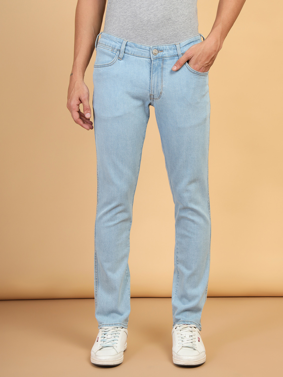 Image of Wrangler Slim Men Light Blue Jeans