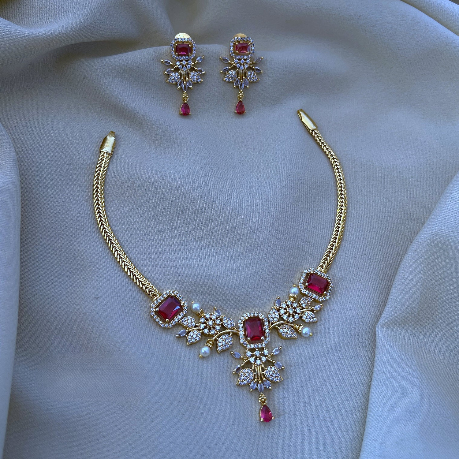 Image of Trixee Brass, Copper Gold-plated Gold Jewel Set (Pack of 1)