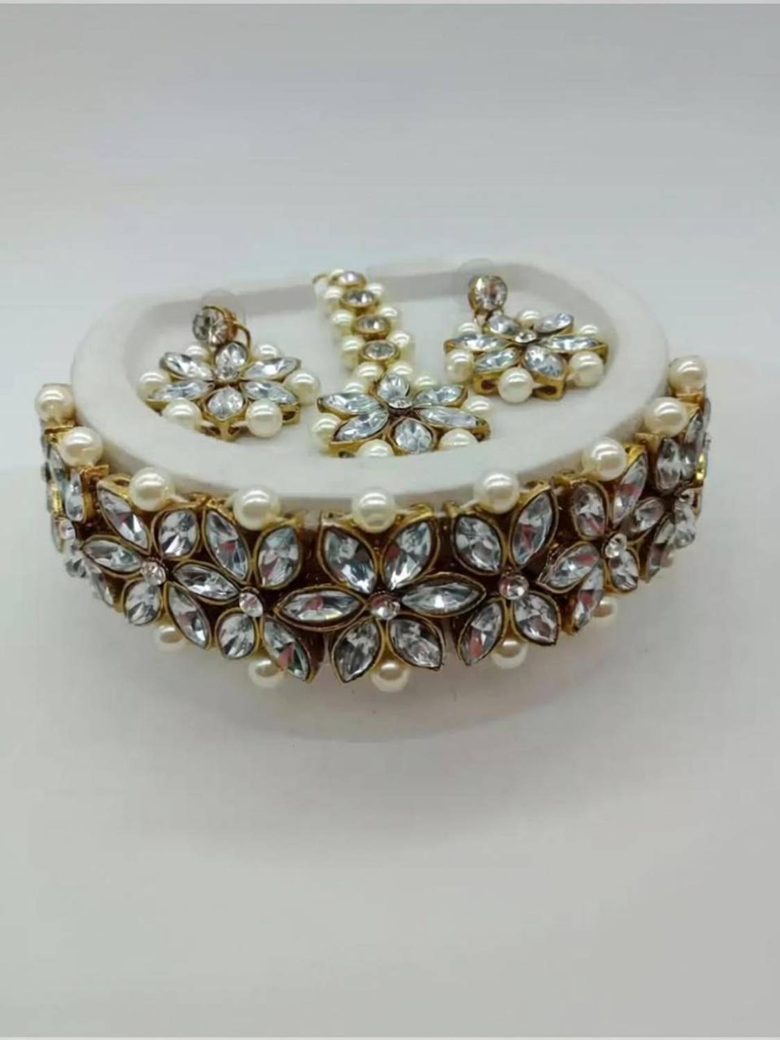 ABHRIK IMITATION Crystal Gold-plated White, Gold Jewellery Set