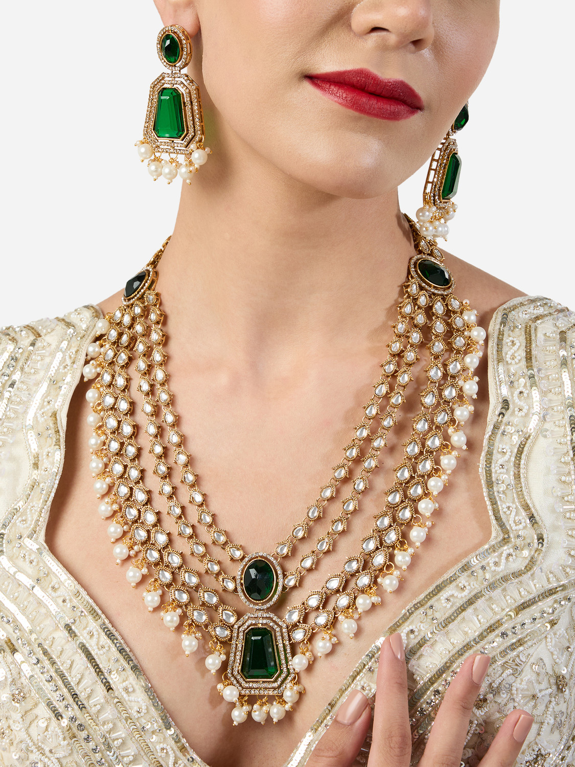 Image of ZAVERI PEARLS Alloy Gold-plated Green Jewellery Set
