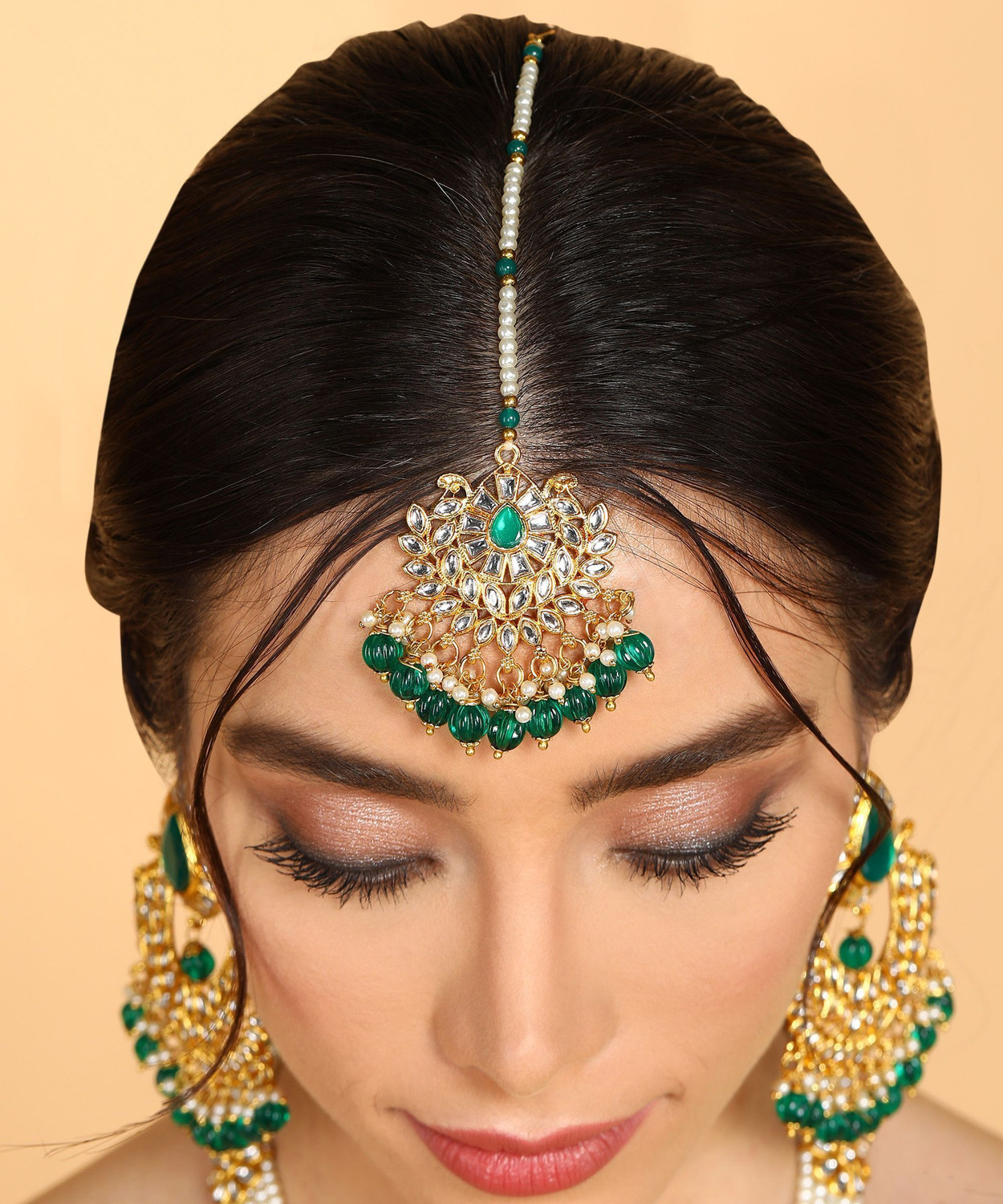 Image of Reesha Jewel Brass Green Jewellery Set