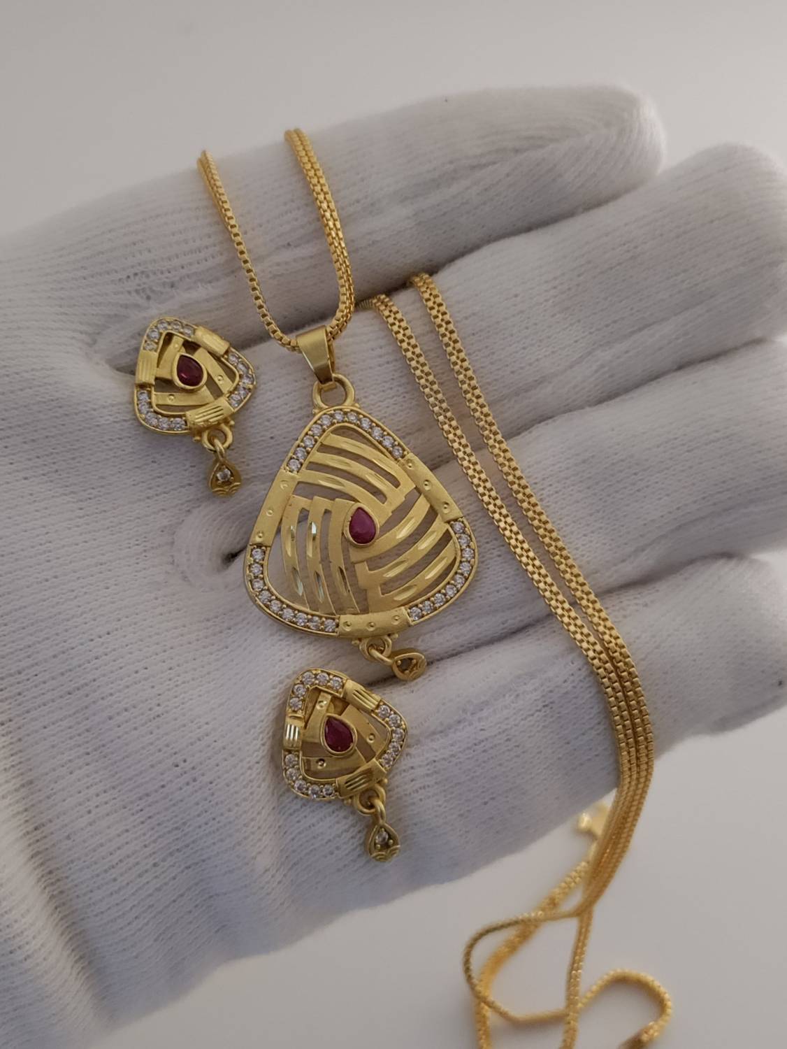 Bhagavati creation Brass Gold-plated Gold Jewellery Set