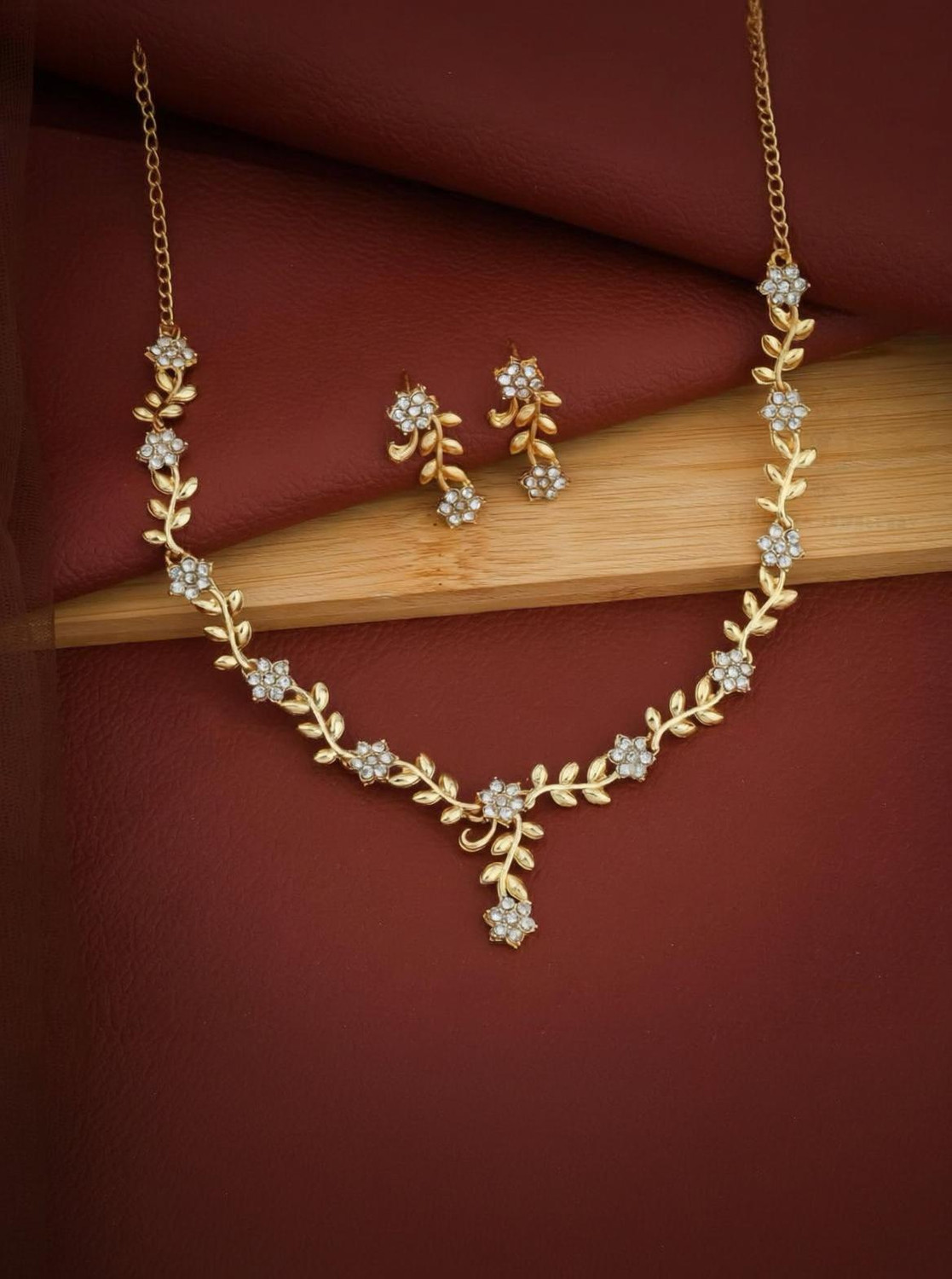 Image of wuzela Brass Gold-plated Gold Jewellery Set