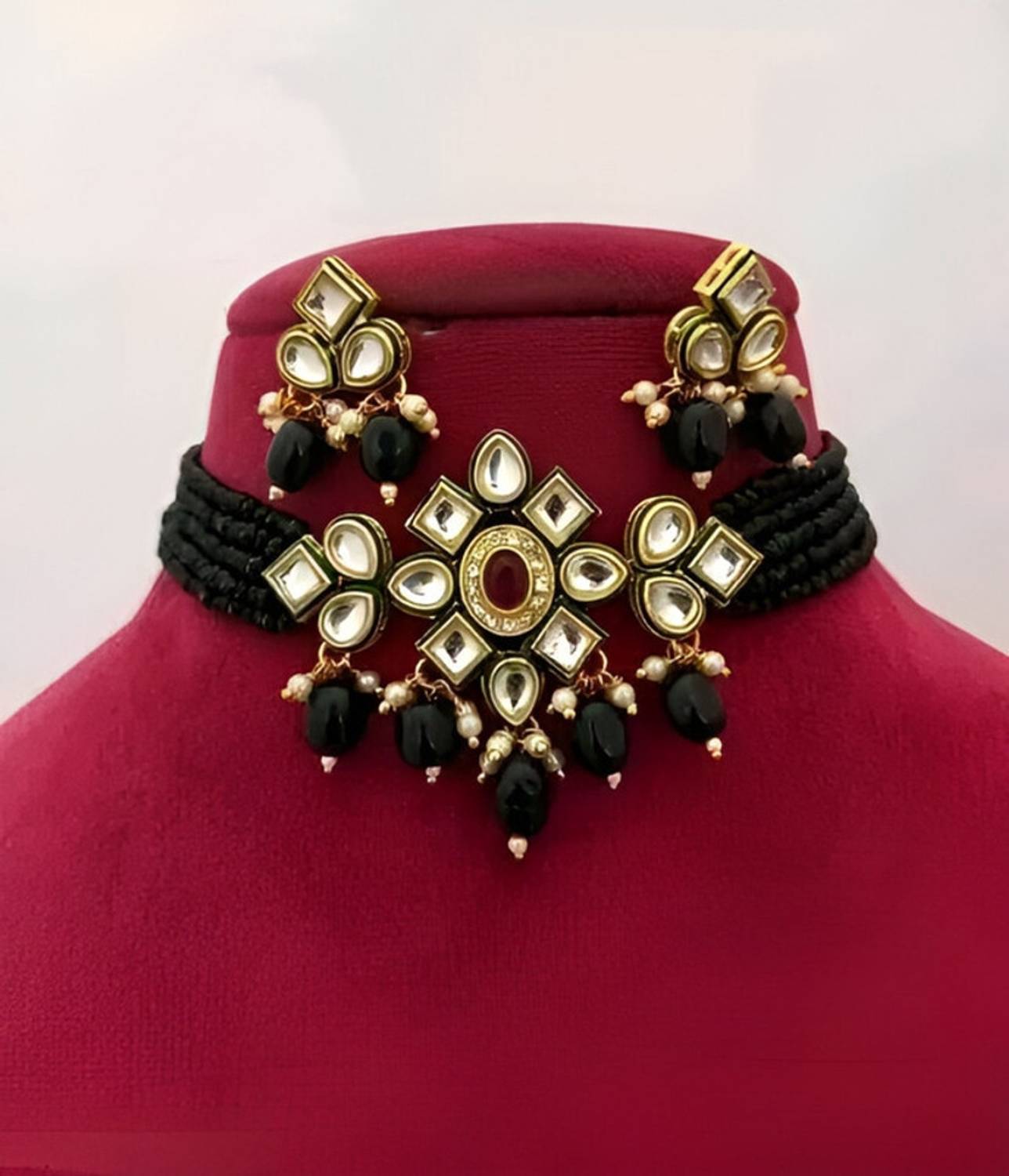 ARADHEMA Brass Gold-plated Black Jewellery Set