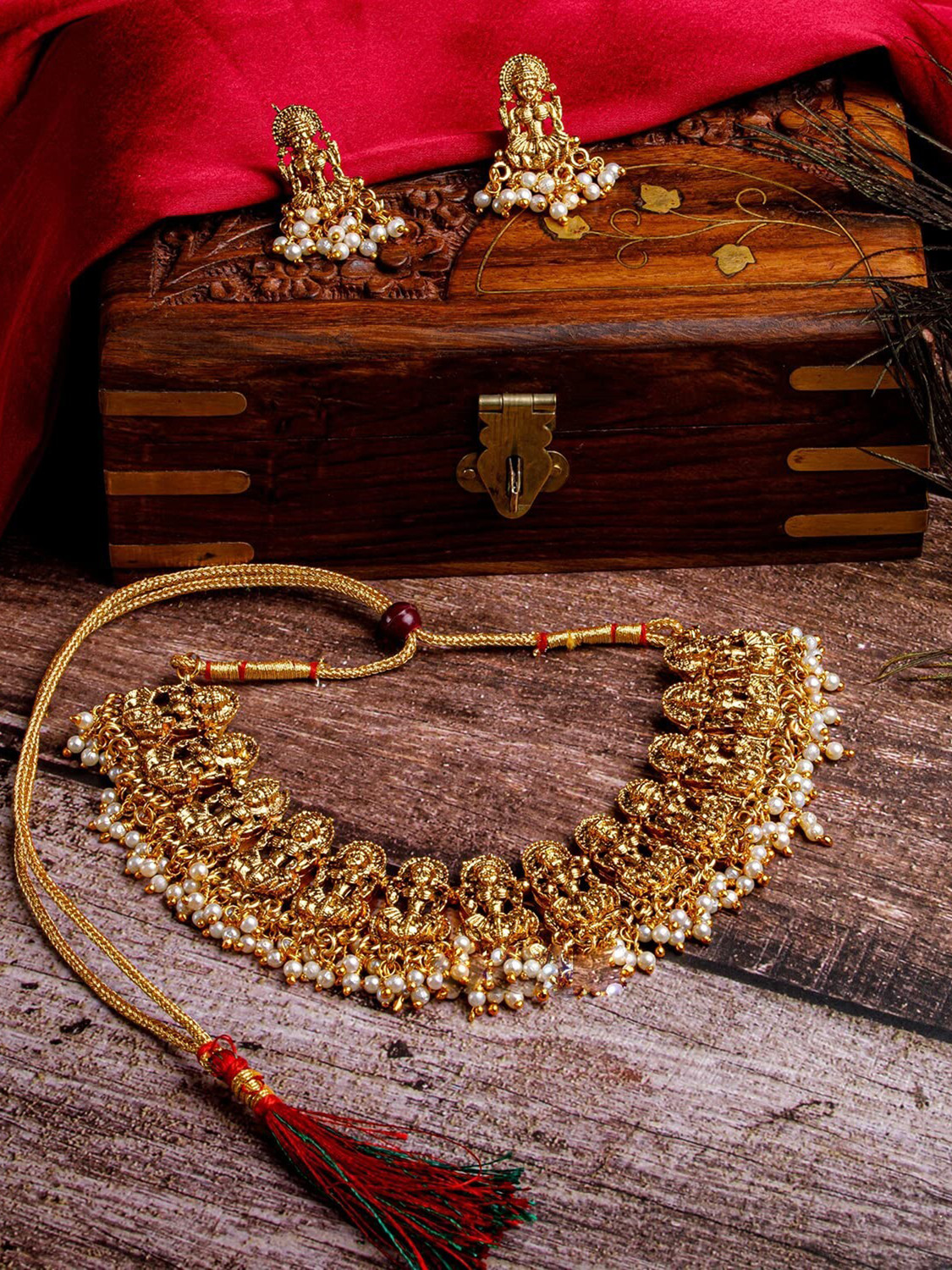 Image of RAAJIS Alloy Gold-plated Gold Jewellery Set