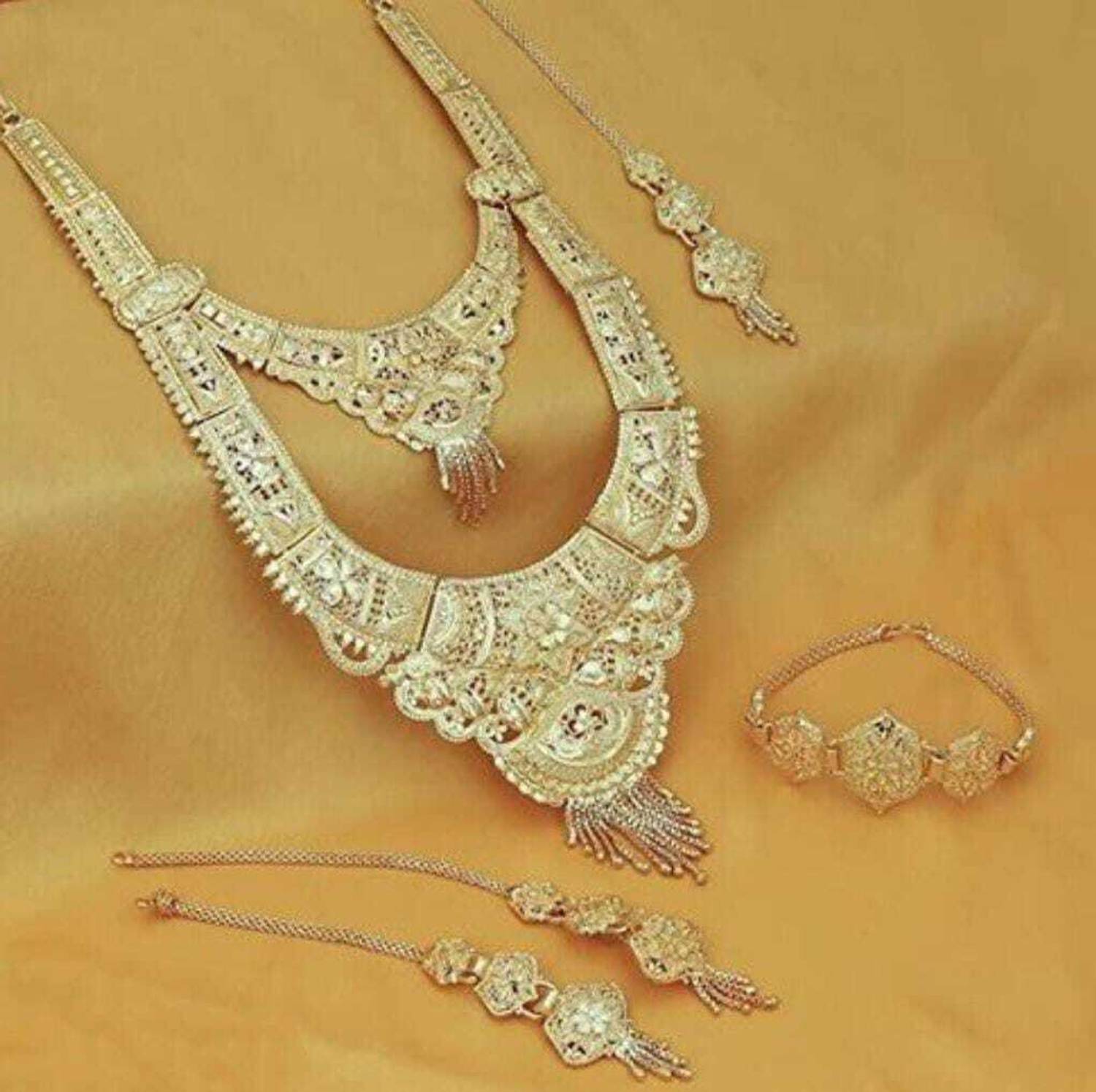 DPMARKETING Jewel Set - Image 4