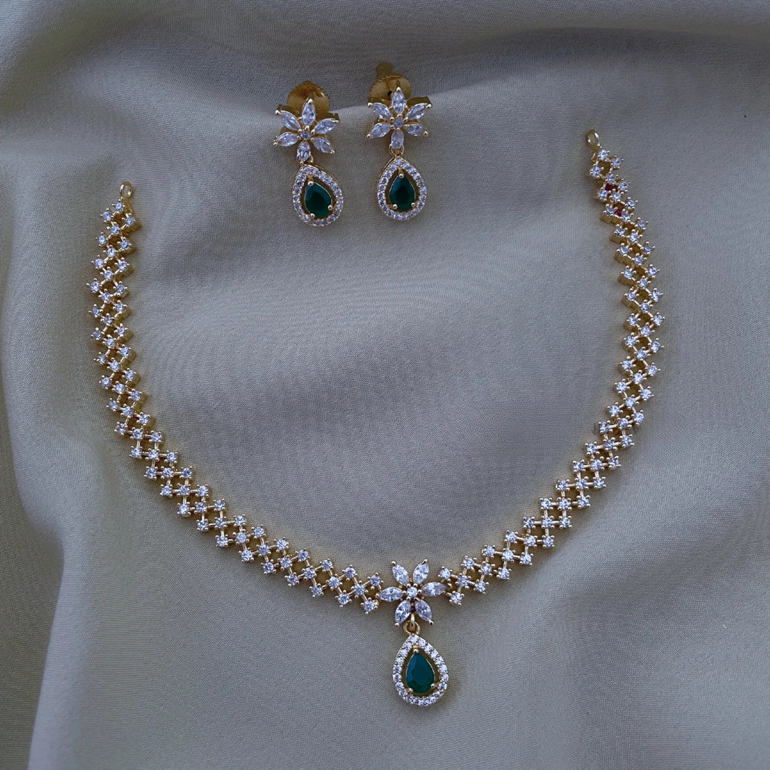 Image of Influtive Gold-plated Plated Alloy Necklace