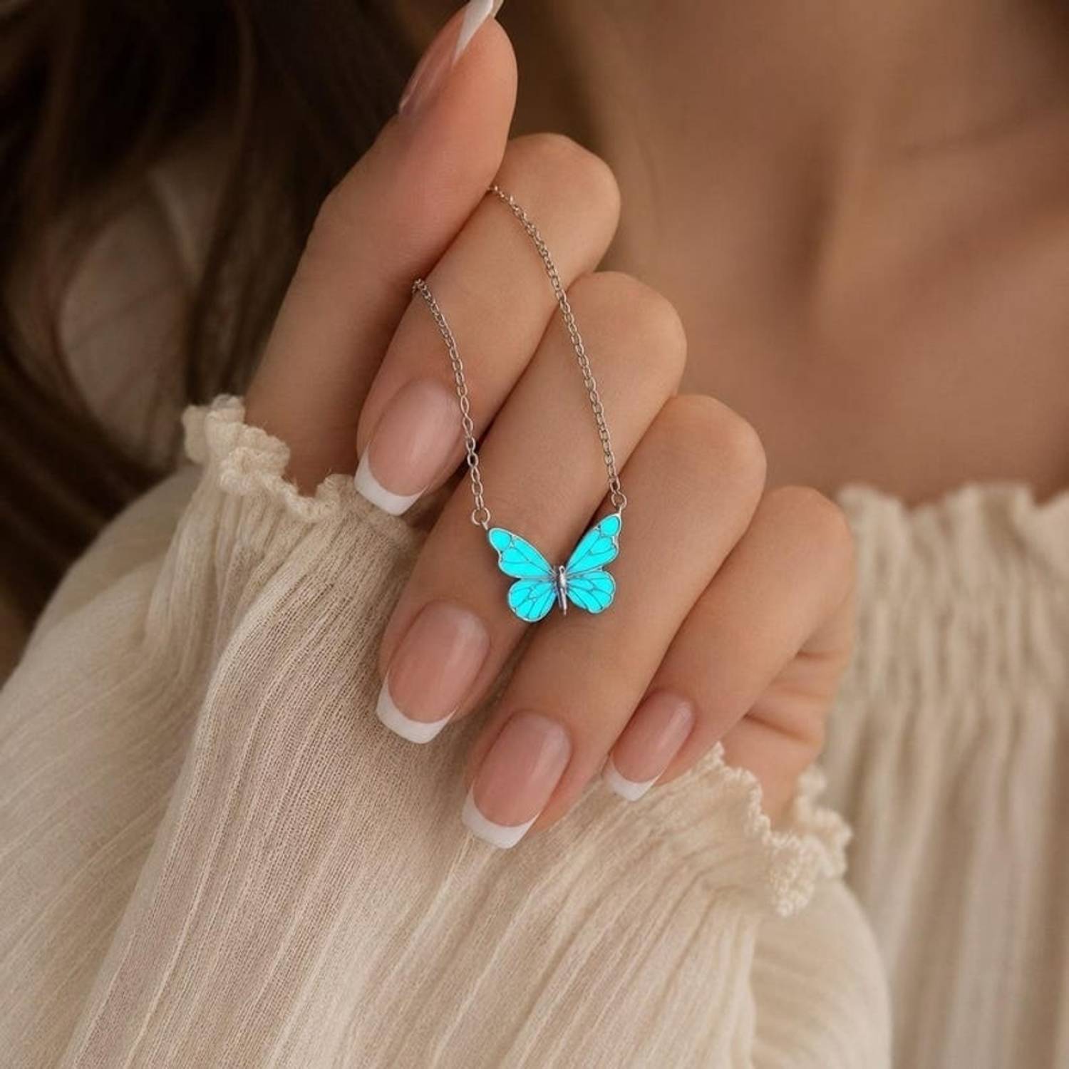 CRAZYKUDI Butterfly Glow Pendant Necklace - Image 3