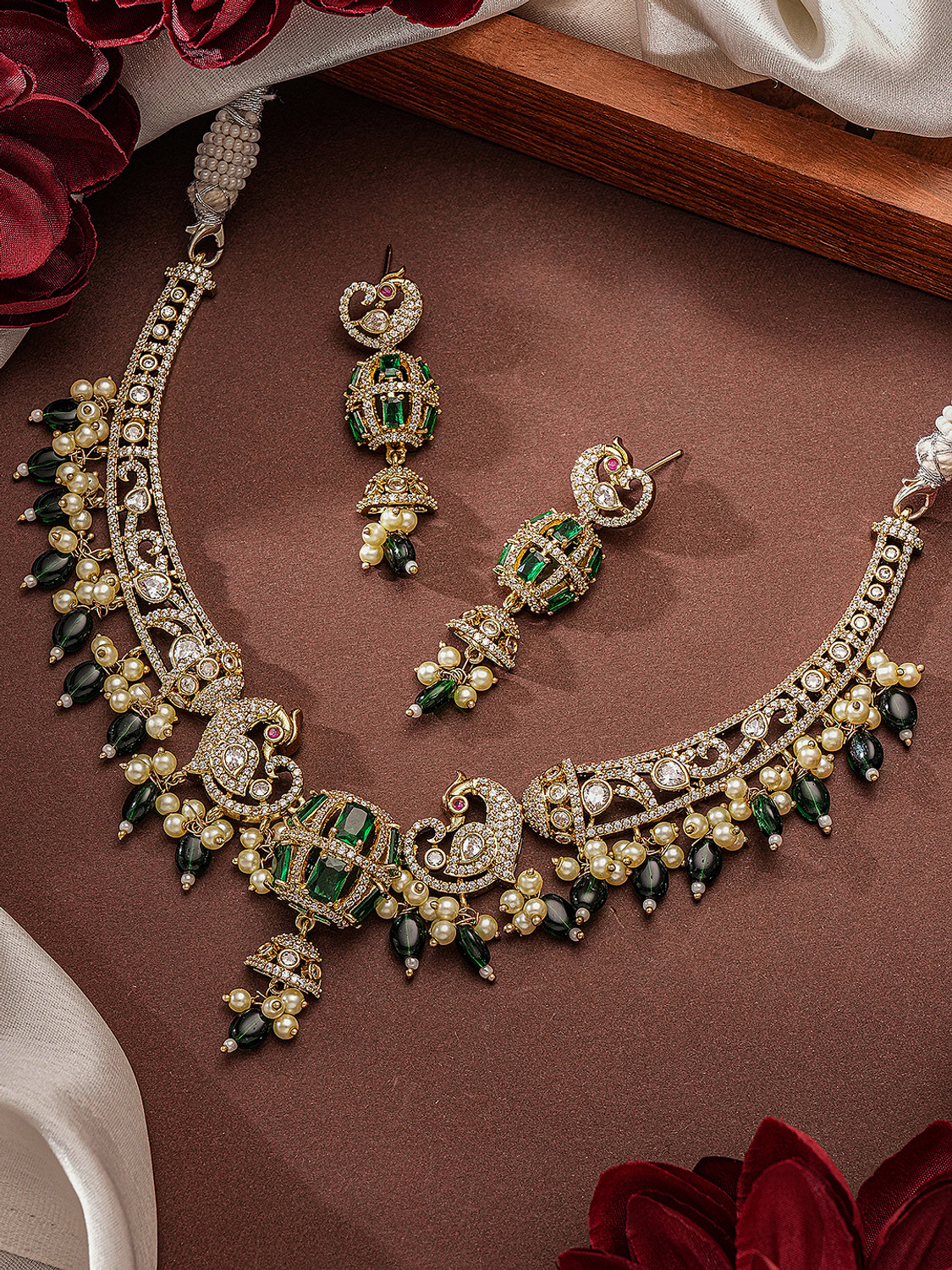 Image of SARAF RS JEWELLERY Brass Gold-plated Green Jewellery Set