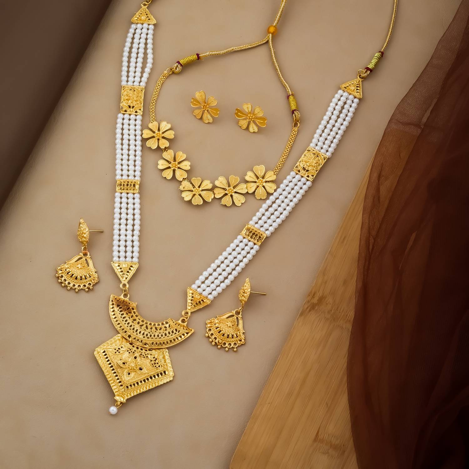 Aditi Fashion Brass Gold-plated Gold Jewellery Set