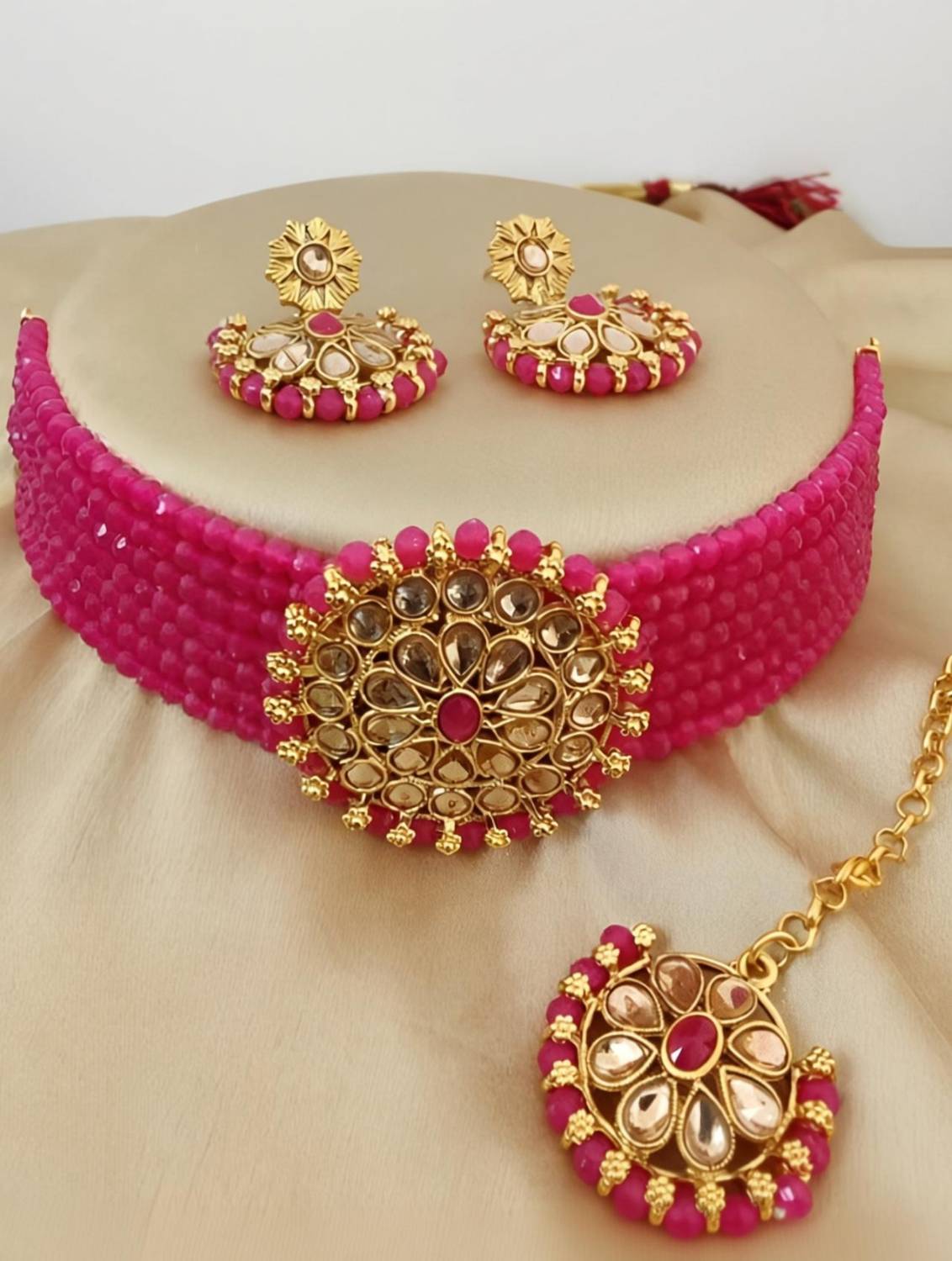Bold Style Alloy Gold-plated Pink Jewellery Set