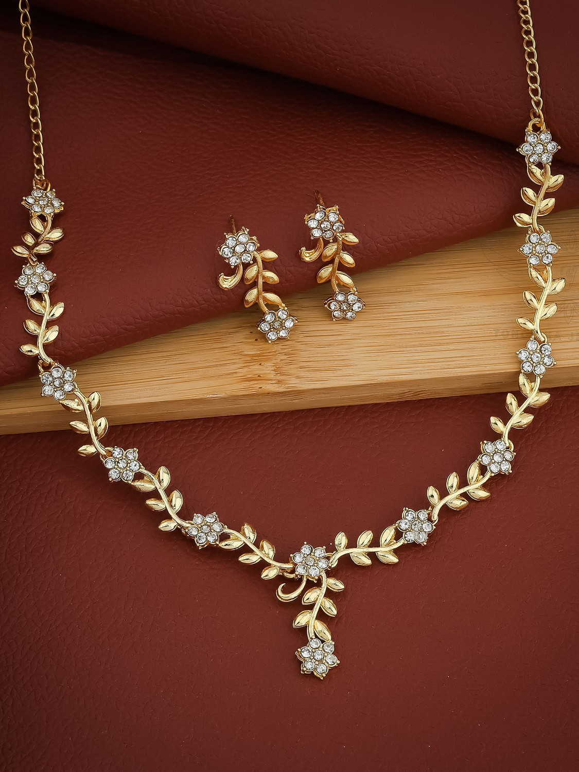 Image of TONOLIKA JEWELLERY Brass Gold-plated Gold Jewellery Set