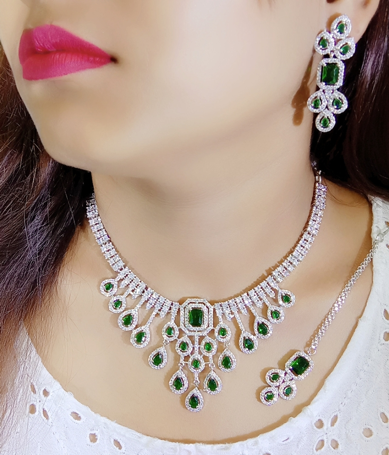 Image of Ladymania Silver Silver Green Jewellery Set