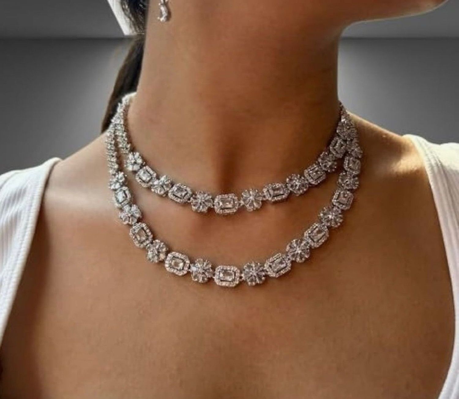Image of WAMIQA Brass Rhodium Green Jewellery Set