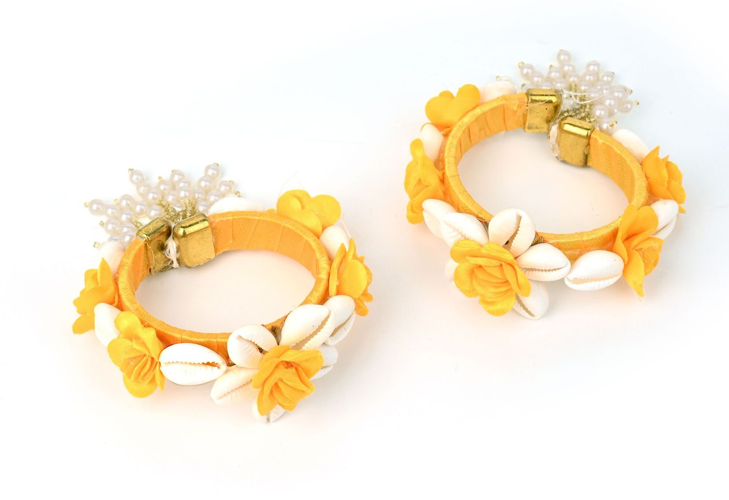 Image of Alampata Fabric Yellow Jewel Set (Pack of 6)