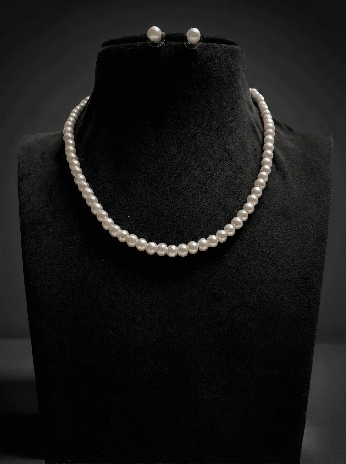 Image of kashvi pearls and jewellers Mother of Pearl Gold-plated White Jewellery Set