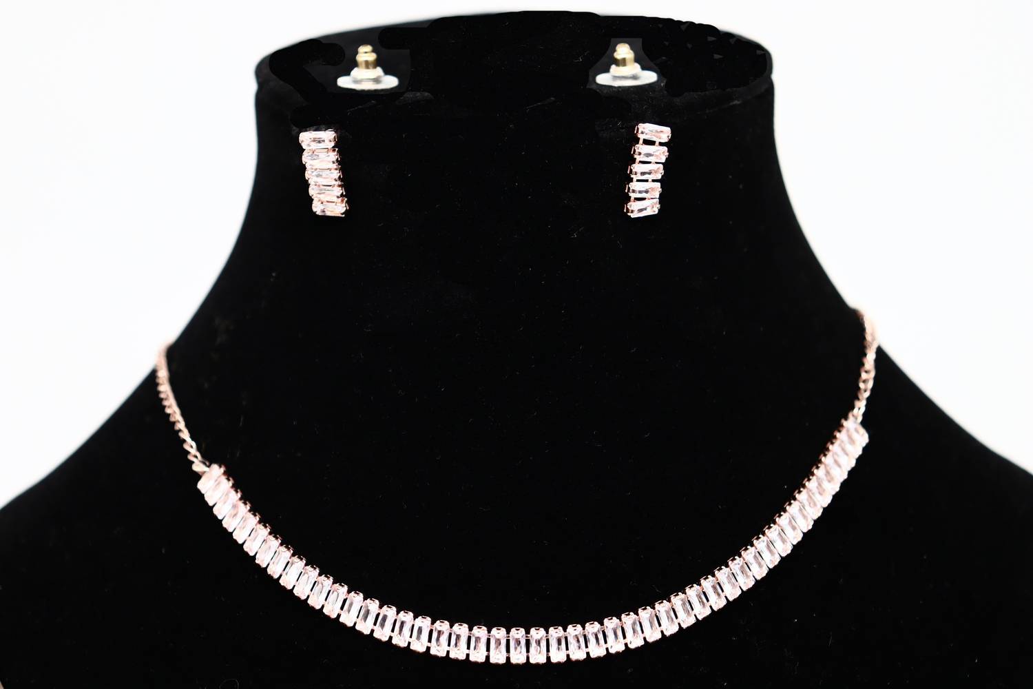 Aamrkoot Brass Copper Rose Gold Jewellery Set