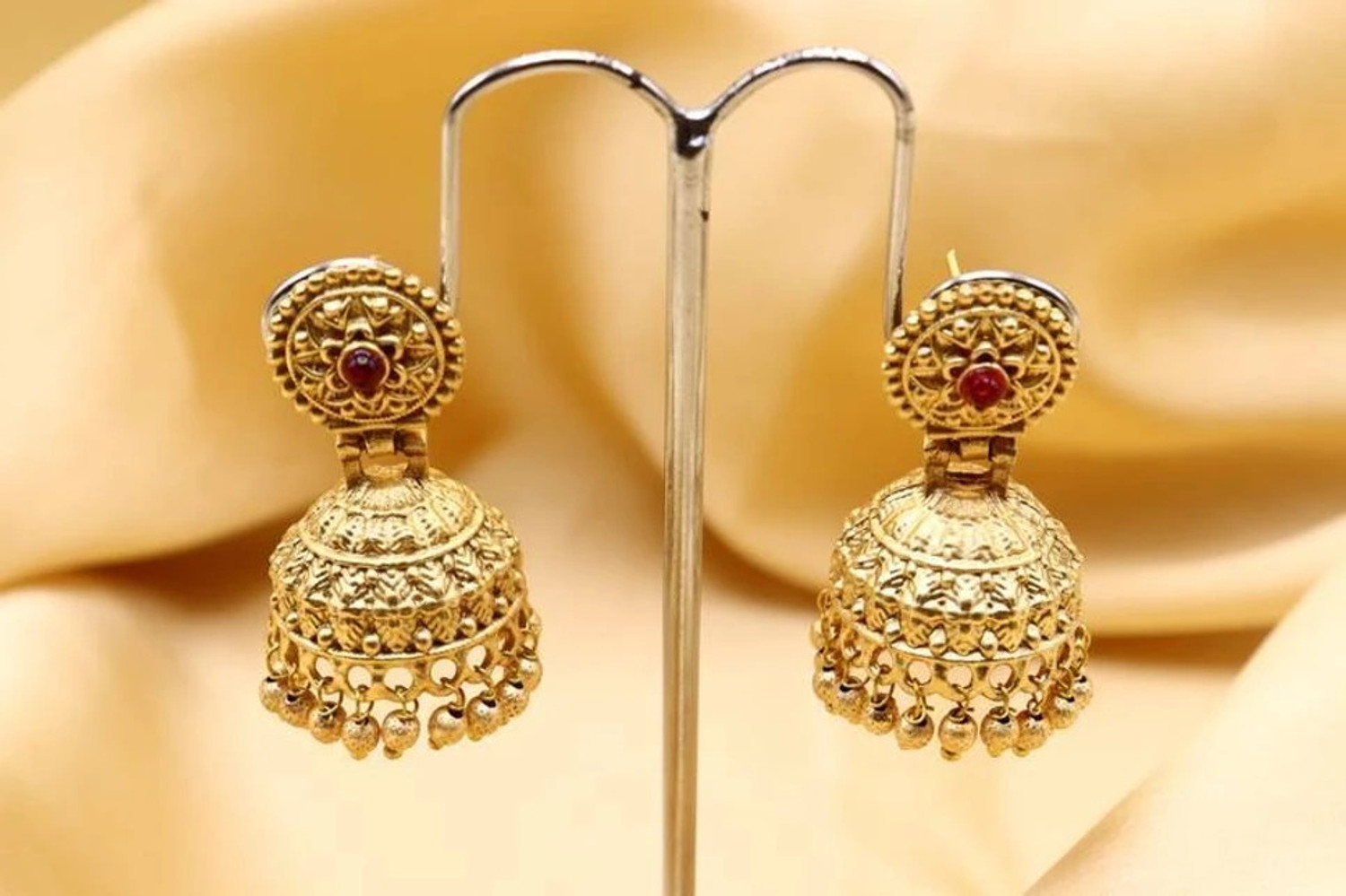 Image of HARIPRIYA JEWELLS Alloy Gold Jewellery Set