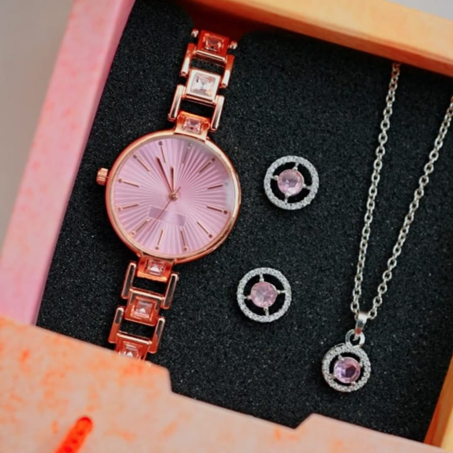 Image of Dressberry Alloy Gold-plated Rose Gold Jewellery Set
