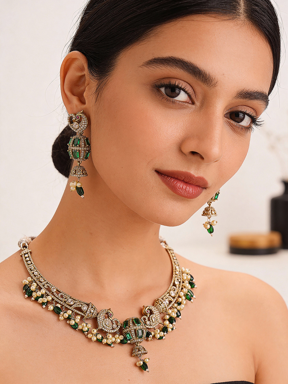 Image of SARAF RS JEWELLERY Brass Gold-plated Green Jewellery Set