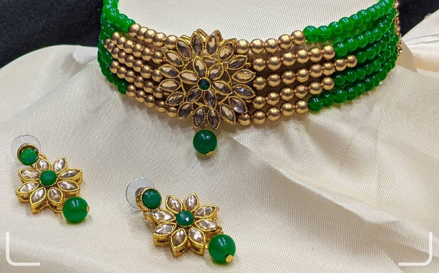 ABHRIK IMITATION Alloy Green, Gold Jewellery Set