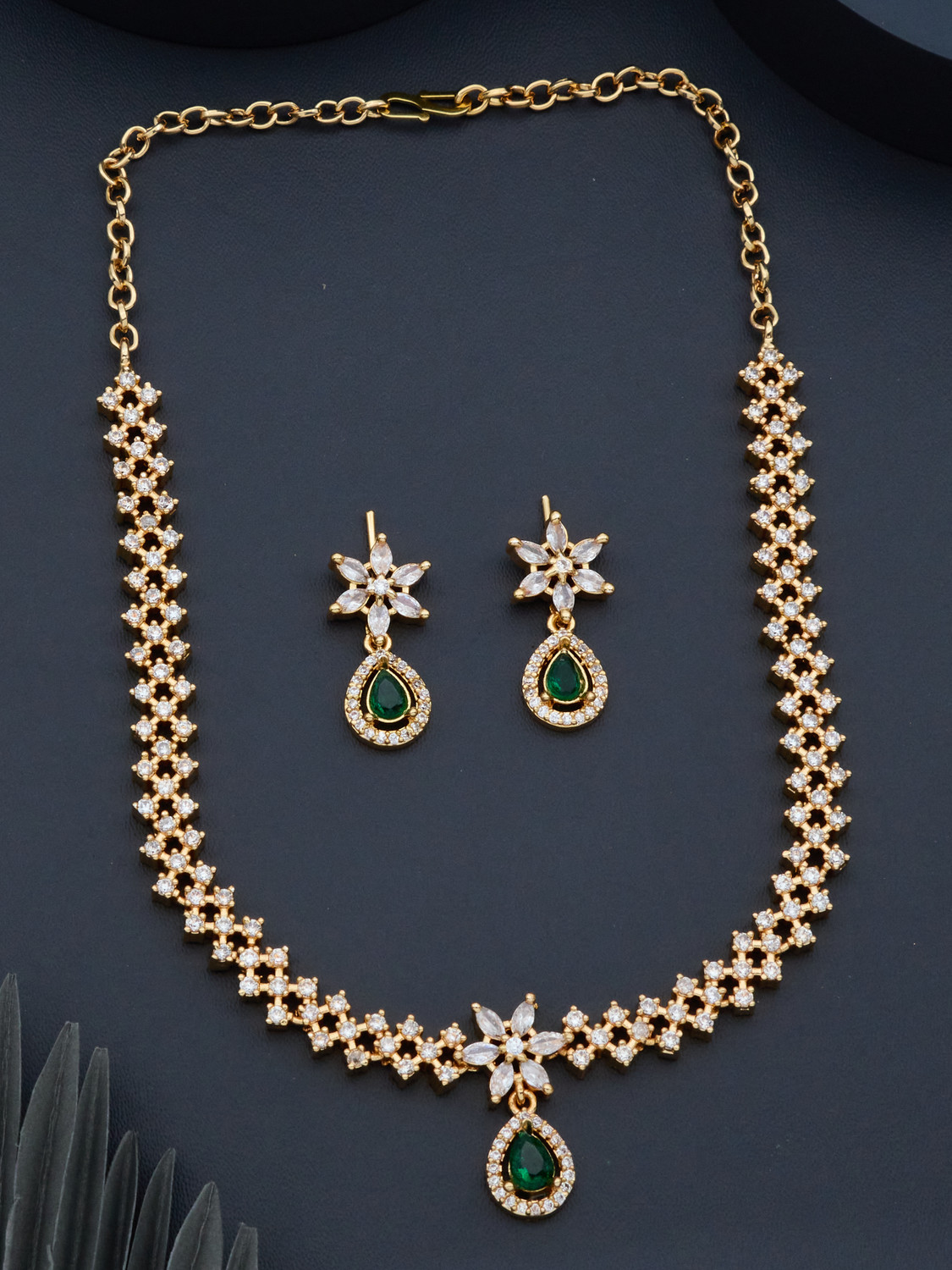 Image of Influtive Gold-plated Plated Alloy Necklace