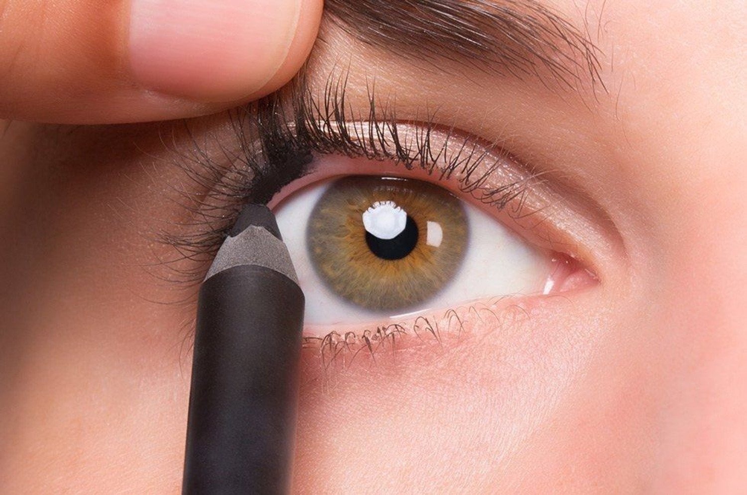 Image of AIRABLUSH WATERPROOF BLACK COLOR KAJAL PENCIL BEST PIGMENT