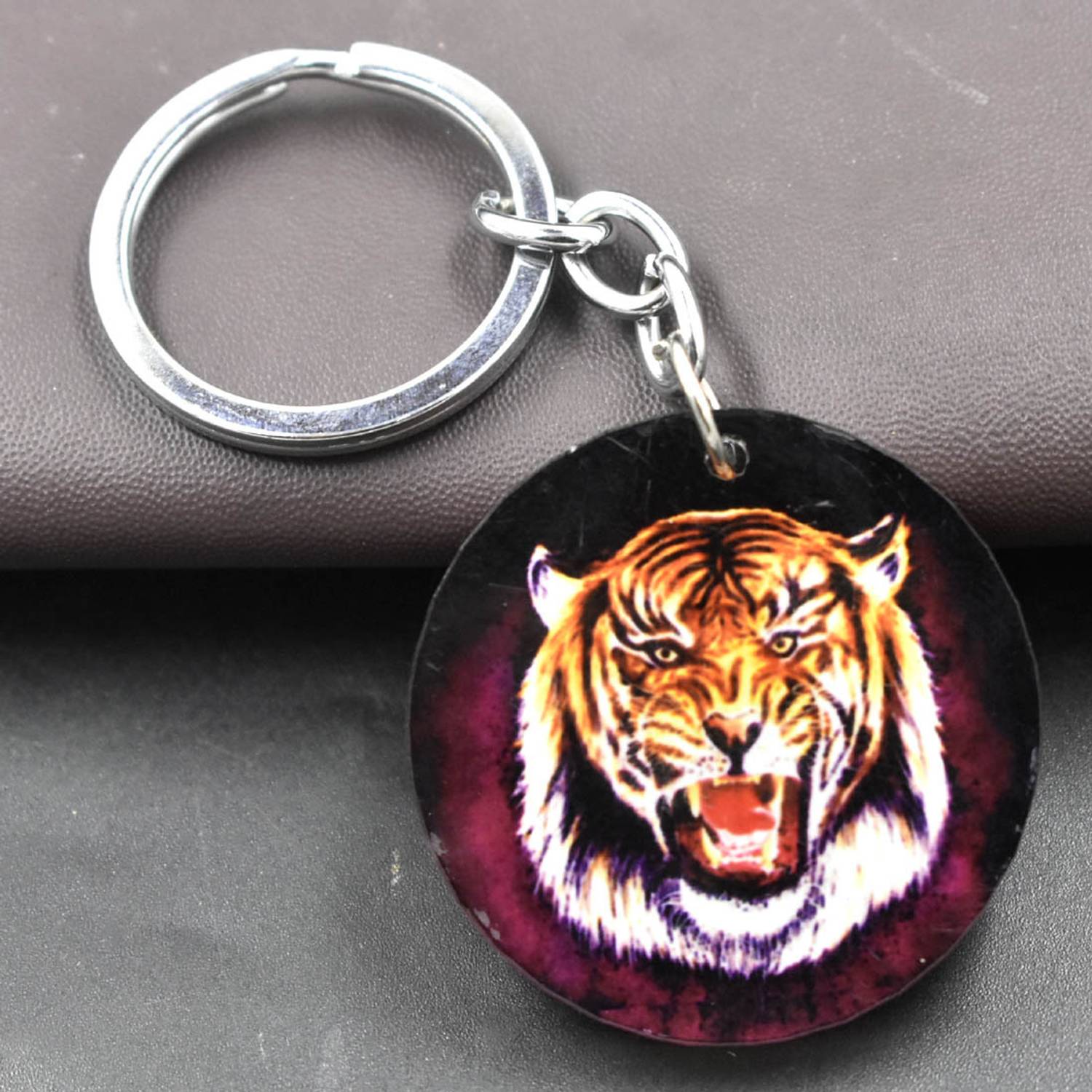 tiger-the-king-head-evil-