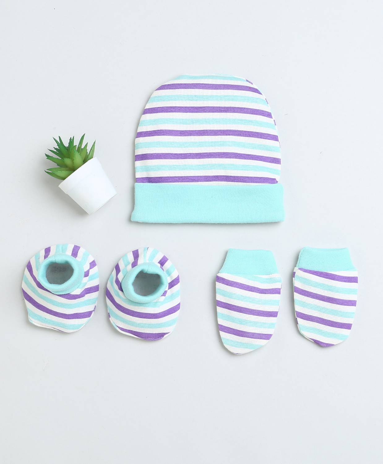 BUMZEE Baby Boys Casual Cap Bootie, Mitten