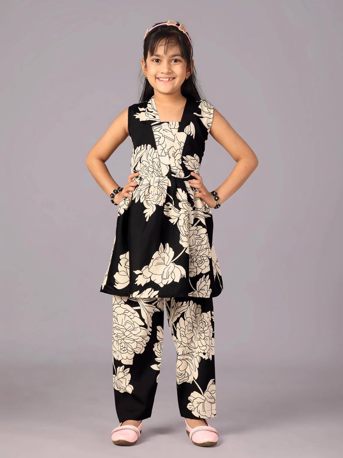 Aabhilasha Girls Casual Top Pant