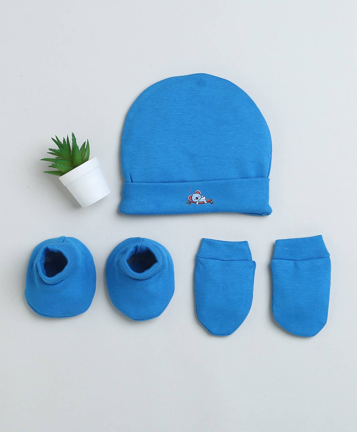 BUMZEE Baby Girls Casual Cap Bootie, Mitten