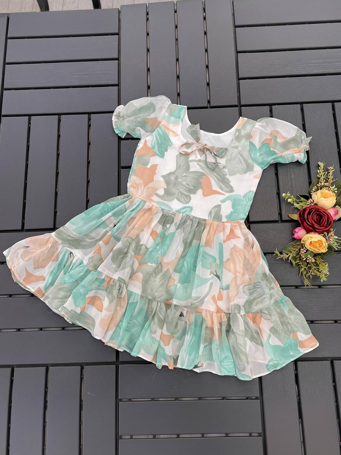 Aabhilasha Girls Below Knee Casual Dress