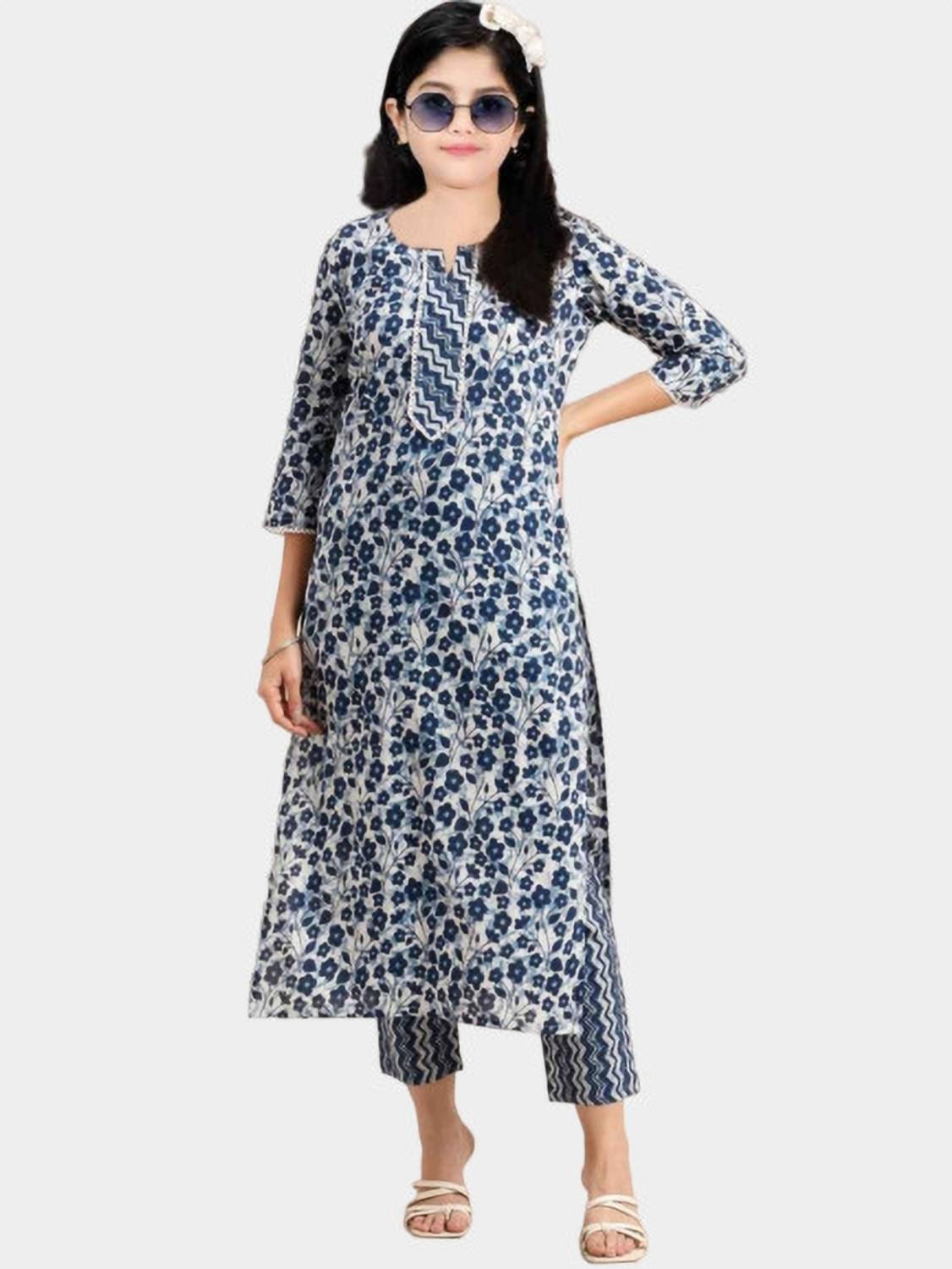 Vetrokart Girls Festive & Party Kurta and Pyjama Set