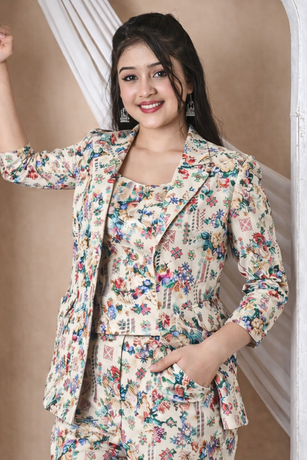 Image of Gunatit Girls Festive & Party Ethnic Jacket, Blouse and Palazzo Set